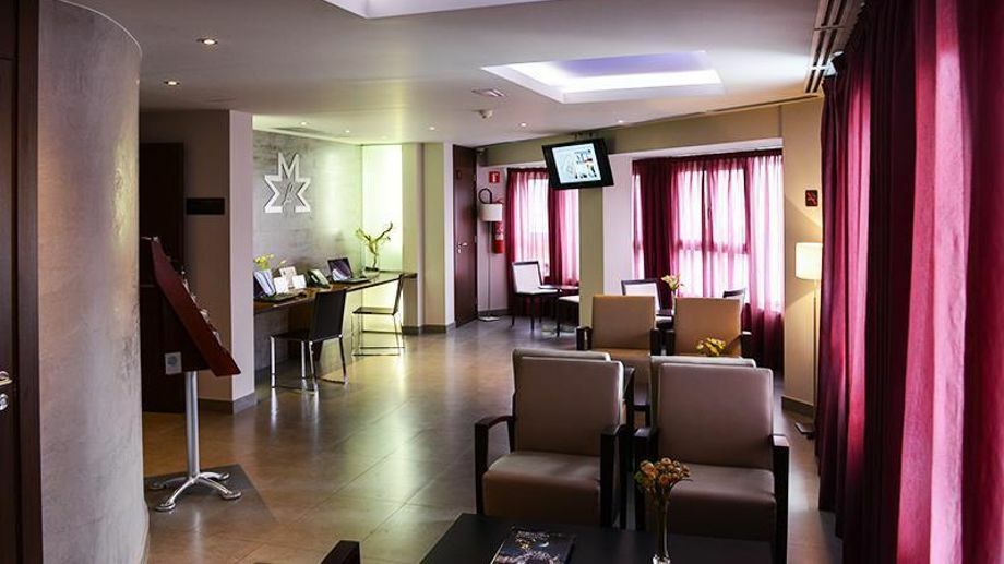 Hotel Madanis Liceo L'Hospitalet de Llobregat Eksteriør billede